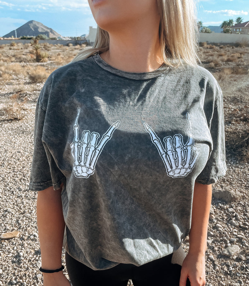 Skelly Hand Tee